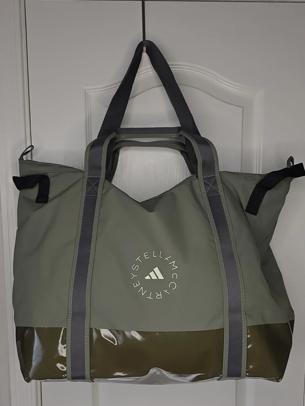 354- Adidas by Stella McCartney Tote In Legacy Green